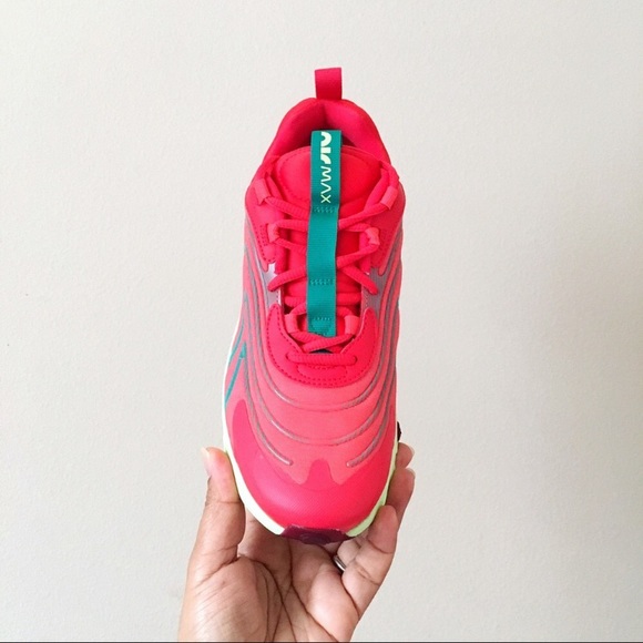 Nike Air Max 270 React ENG - Picture 4 of 8